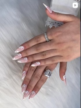 Feri Nails Instagram post