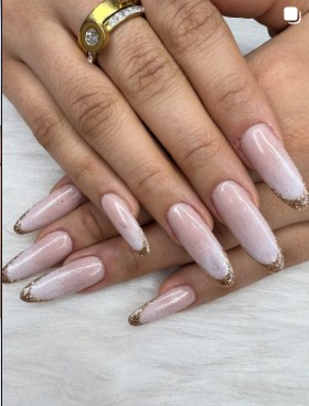 Feri Nails Instagram post
