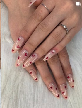 Feri Nails Instagram post